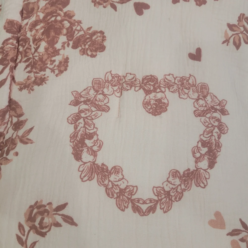 Envogue Pink Cherub & Floral Throw Blanket